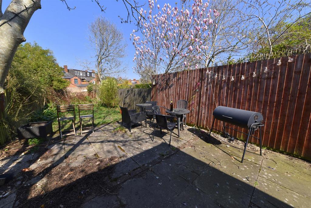 Garden1.JPG