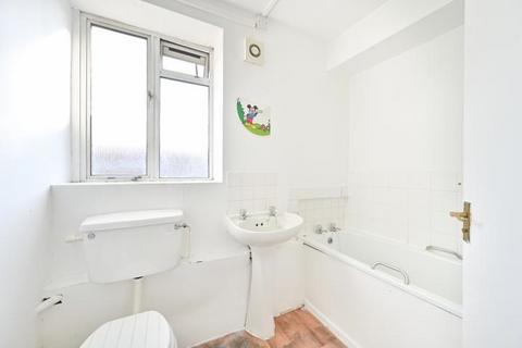 1 bedroom flat for sale, Barlow House, Walmer Road, London, W11