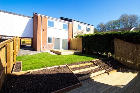 52 Carr Road, Darwen, BB3 2DW