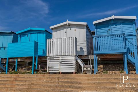 Chalet for sale, The Leas, Frinton-On-Sea