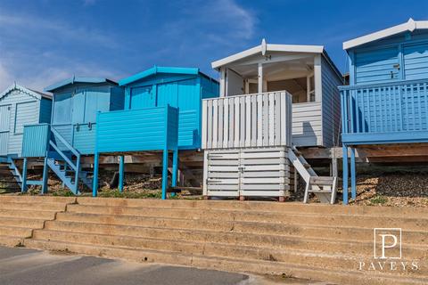 Chalet for sale, The Leas, Frinton-On-Sea