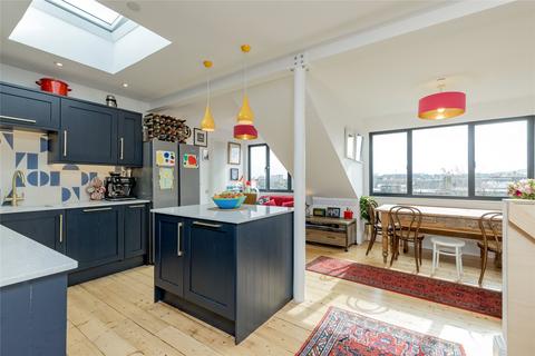 3 bedroom apartment for sale, Leith Walk, Edinburgh, Midlothian