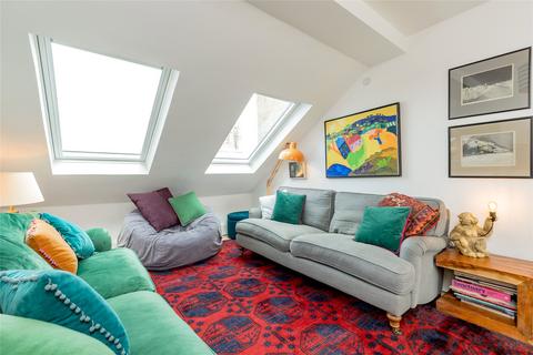 377/7 Leith Walk, Edinburgh, EH6 8SE