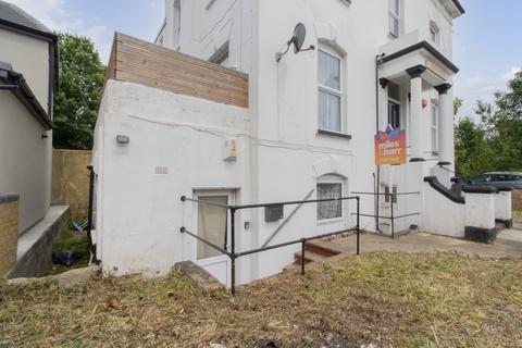 Flat 2, Albion House, 2 Albion Road, Broadstairs, CT10 2UP