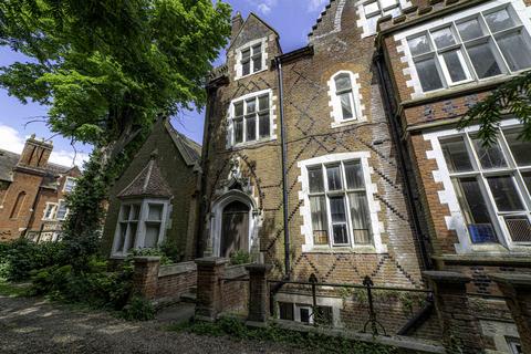 undefined, New Dover Road, Canterbury, Kent, CT1
