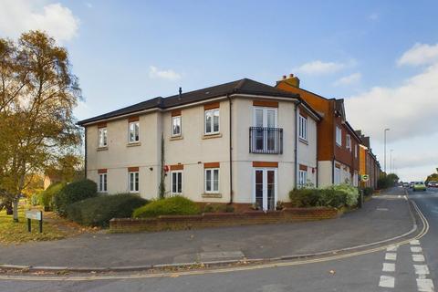 2 bedroom ground floor flat for sale, Brighton Road, Horsham RH13