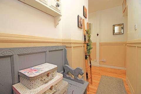 Flat 11, Greenwich House, 30 - 34 Arthur Road, Margate, CT9 2EN