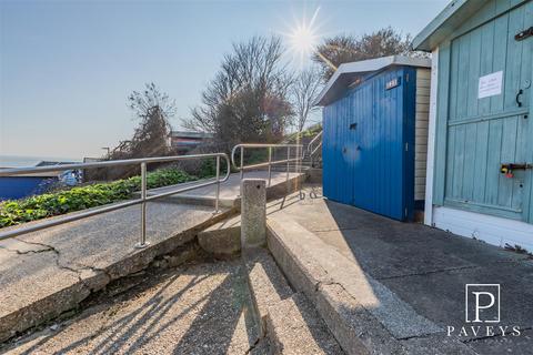 Chalet for sale, Southcliff Parade, Walton On The Naze