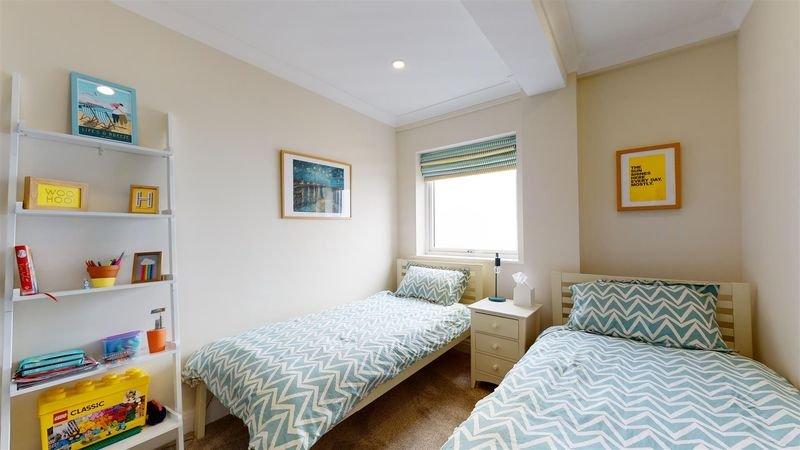 Picture 8
