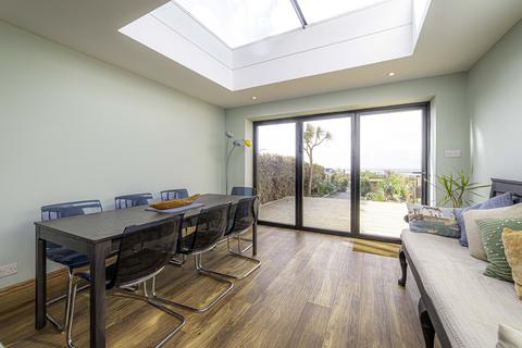 4, Coast Guard Cottages Swalecliffe, Herne Bay, CT6 8BD