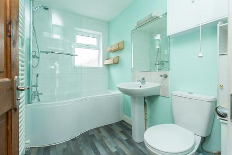 5, Coast Guard Cottages Swalecliffe, Herne Bay, CT6 8BD