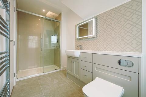 2 bedroom penthouse for sale, St. Georges Terrace, Herne Bay, Kent, CT6