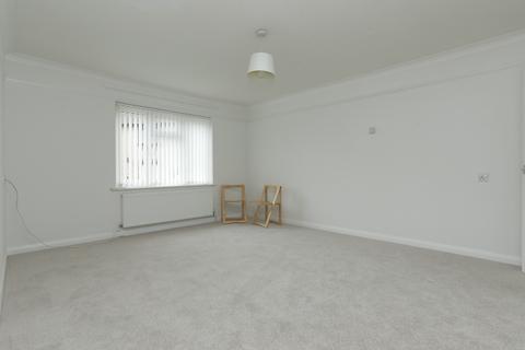 1 bedroom flat for sale, Barrows Close, Birchington, CT7