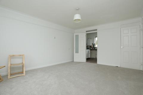 1 bedroom flat for sale, Barrows Close, Birchington, CT7