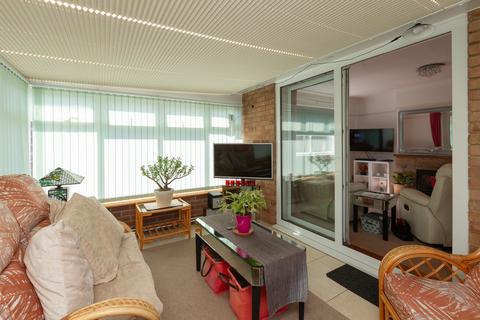 3 bedroom bungalow for sale, Kent Gardens, Birchington, CT7