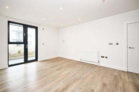 2 bedroom flat for sale, Beach Drive, Ramsgate, CT11