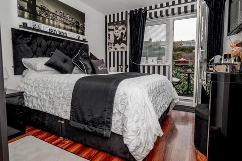 1 bedroom flat for sale, High Street, Ramsgate, CT11