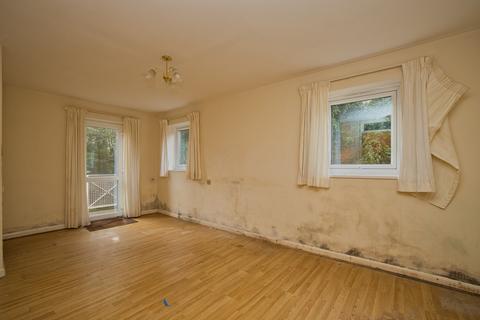 1 bedroom flat for sale, High Street, Ramsgate, CT11