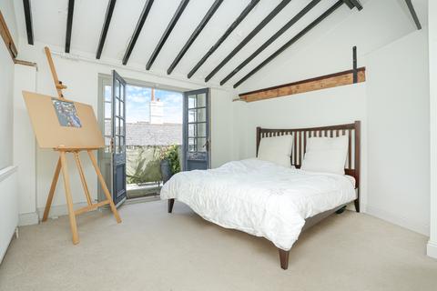 4 bedroom semi-detached house for sale, The Courtyard, Broadstairs, CT10