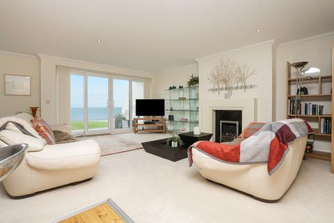 2 bedroom flat for sale, Joss Gap Road, Broadstairs, Kent, CT10