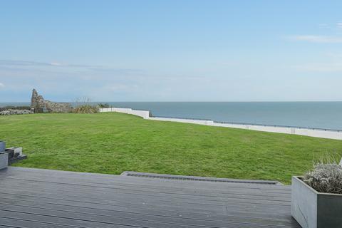 2 bedroom flat for sale, Joss Gap Road, Broadstairs, Kent, CT10