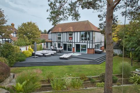 80 Chestfield Road, Chestfield, Whitstable, CT5 3LU