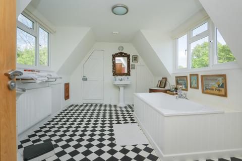 4 bedroom bungalow for sale, Marley Lane, Canterbury, CT4
