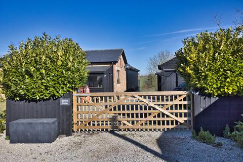 3 bedroom detached house for sale, Dover Road, Dover, CT15
