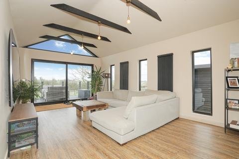 3 bedroom detached house for sale, Dover Road, Dover, CT15