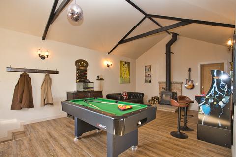 3 bedroom detached house for sale, Dover Road, Dover, CT15