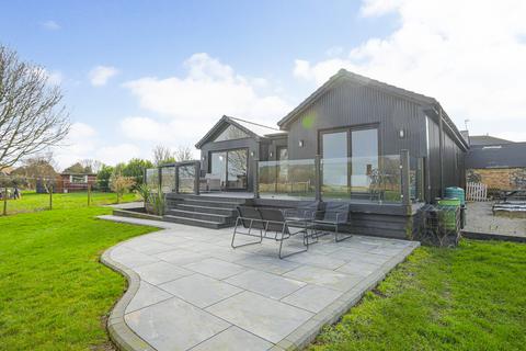 Bovine Lodge Dover Road, Westcliffe, Dover, CT15 6EN