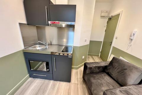 Studio to rent, John Street, Sunderland, SR1
