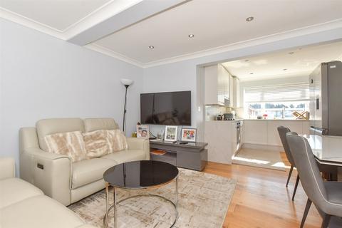 13 King George Road, Waltham Abbey, EN9 1HG