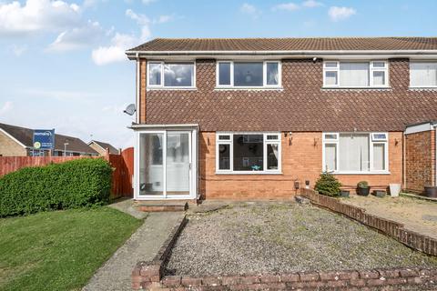 10 Bedwyn Close, Swindon, SN2 1SG
