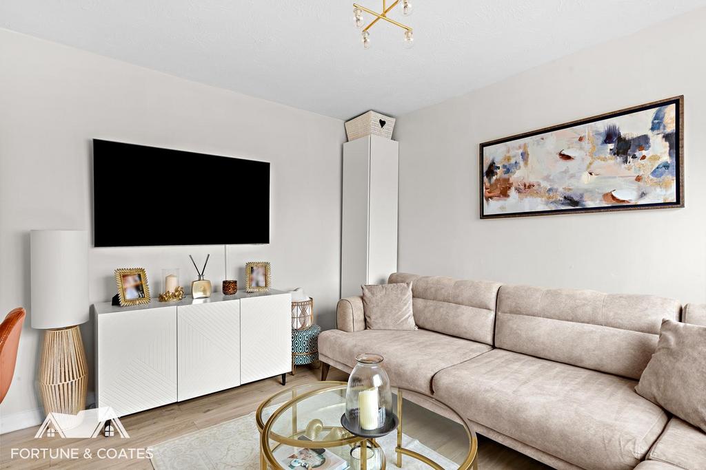 Wedgewood Drive 5.jpg