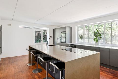 5 bedroom detached house for sale, Furzefield Chase, East Grinstead RH19