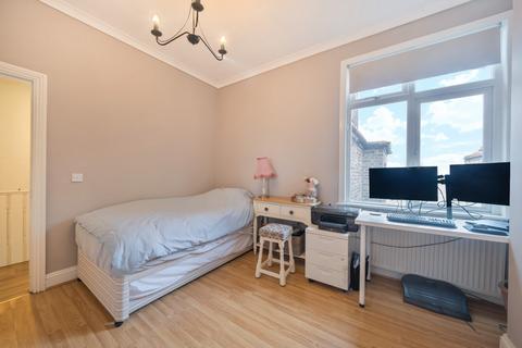 191 Grange Road, London, SE25 6TG