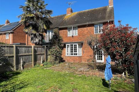 9 Dryden Road, Exeter, EX2 5BS