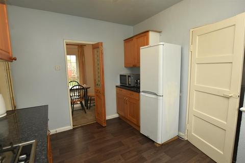 9 Dryden Road, Exeter, EX2 5BS