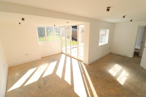 4 bedroom end of terrace house to rent, Botelers, LEE CHAPEL SOUTH, Basildon, SS16