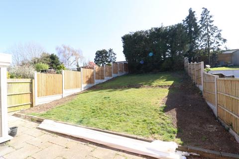 4 bedroom end of terrace house to rent, Botelers, LEE CHAPEL SOUTH, Basildon, SS16
