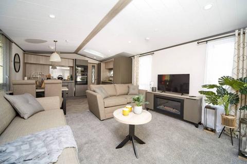 2 bedroom lodge for sale, Storwood, York, Yorkshire, YO42