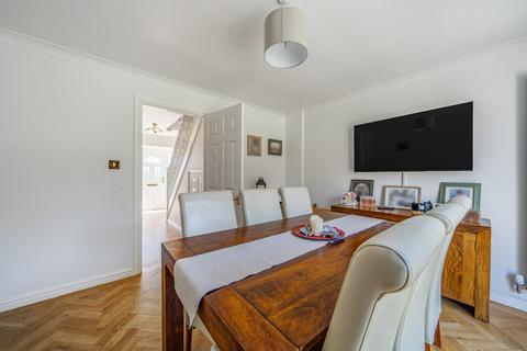 2 Wanshot Close, Wroughton, Swindon, SN4 0RF