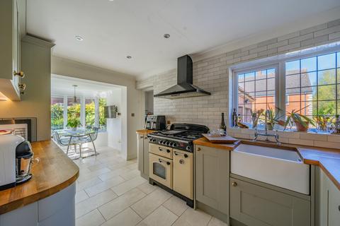 2 Wanshot Close, Wroughton, Swindon, SN4 0RF