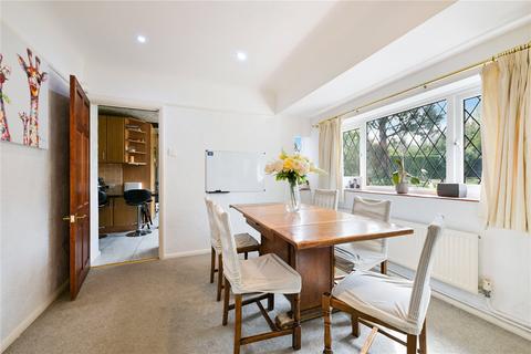 184 Banstead Road, Banstead, SM7 1QG