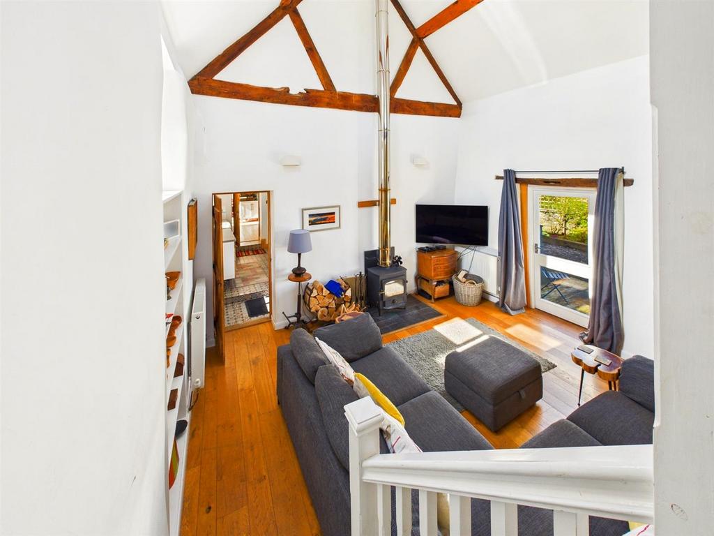 CAM01555 G0-PR0152-STILL032.jpg