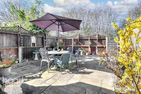 3 bedroom semi-detached house for sale, The Paddocks, Cambridge
