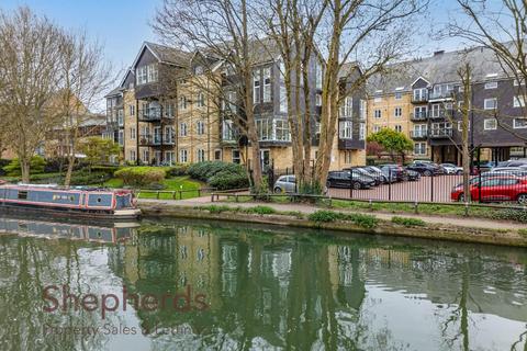 2 bedroom flat for sale, Broadmeads, Ware SG12