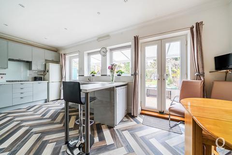 1 Eastern Avenue, Minster On Sea, Sheerness, ME12 3BP