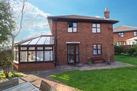 3 Wheatfield Way, Langdon Hills, Basildon, SS16 6SN